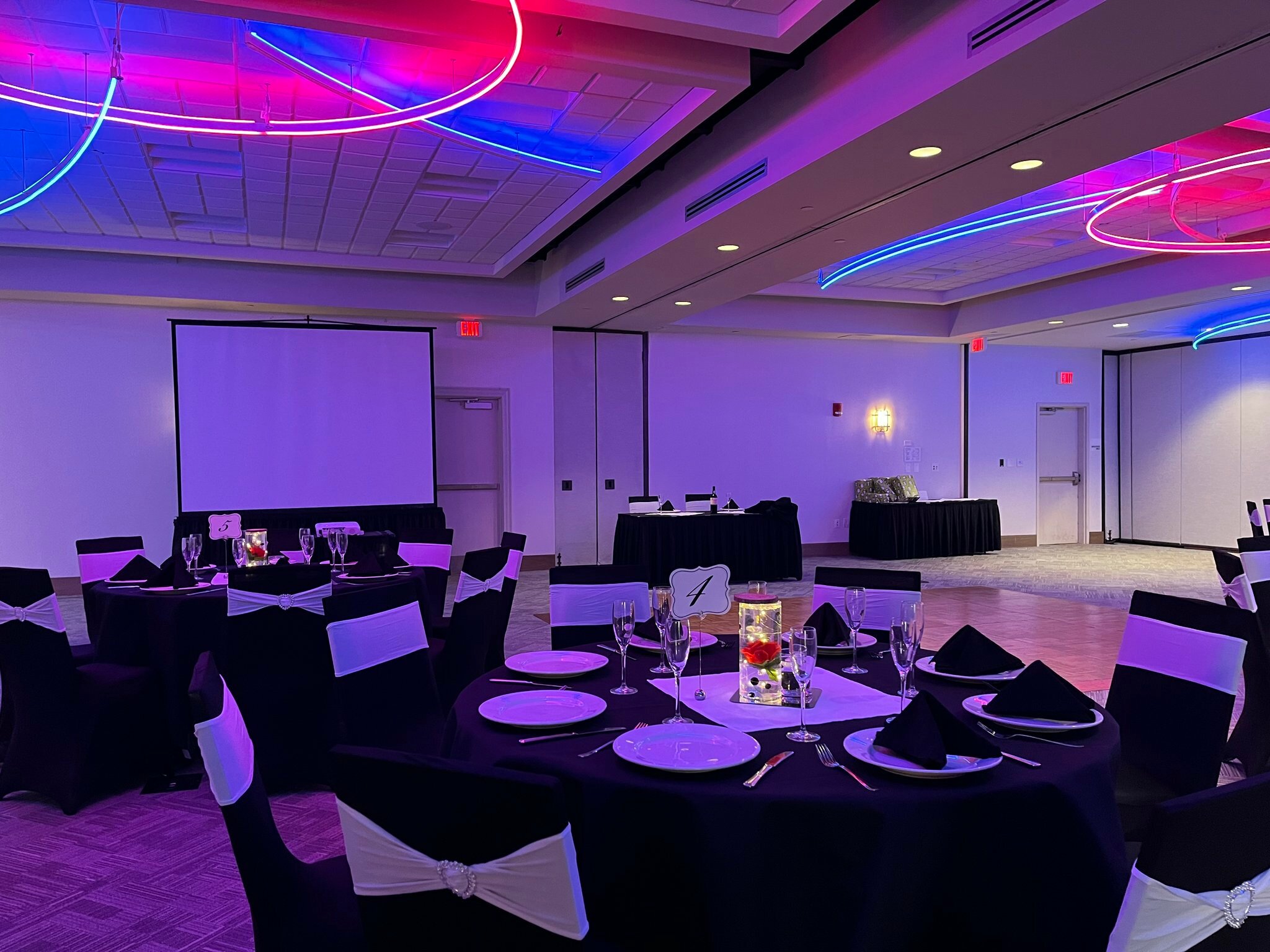 Фото Holiday Inn Orlando International Airport, an Ihg Hotel