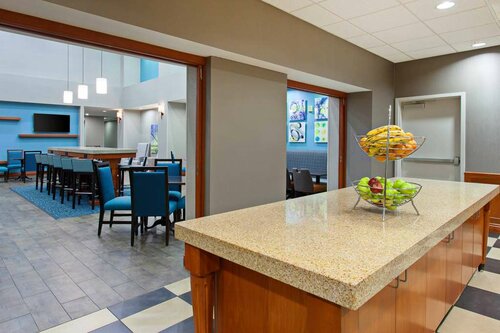 Гостиница Hampton Inn & Suites Clovis-Airport North в Кловисе