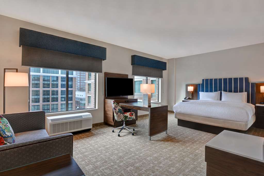Фото Hampton Inn & Suites Nashville Downtown Capitol View