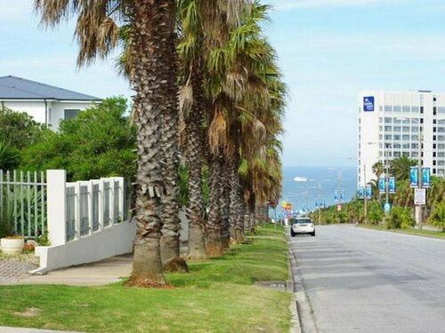 Гостиница Aqua Marine Guest House в Порт-Элизабет