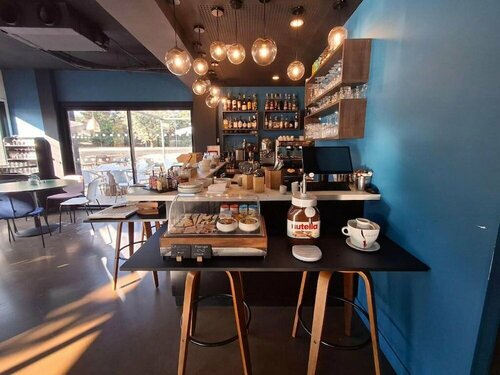 Гостиница Brit Hotel Marseille Aéroport в Витроли