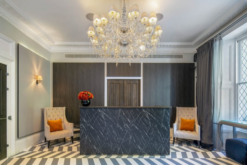 Фото Eccleston Square Hotel