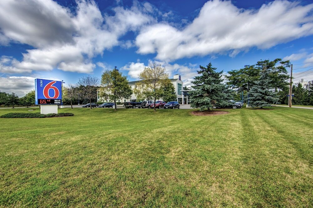 Фото Motel 6 Burlington, On - Toronto West - Oakville