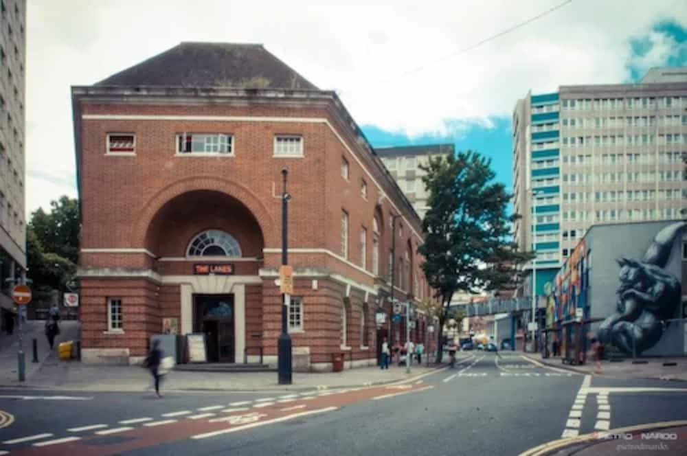 Фото Rock n Bowl Hostel