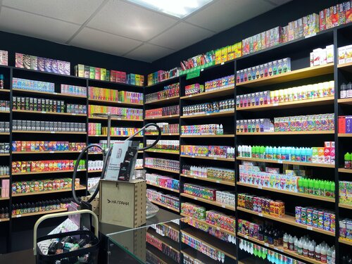 captain vape smoke shop CAPTAIN SMOKES - Updated May 2026 - 1140 N Germantown Pkwy, Lakeland,  Tennessee - Vape Shops - Phone Number main image 0