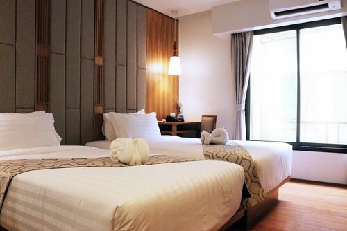 Гостиница Lanna Thaphae Hotel