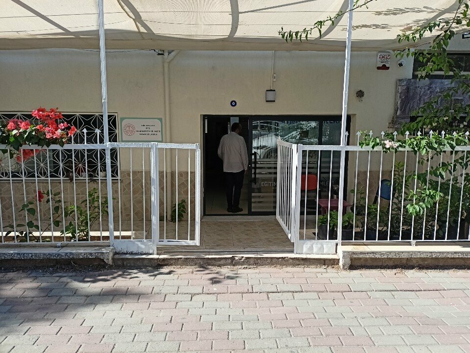 Foreign language courses Alize Language Course, Izmir, photo