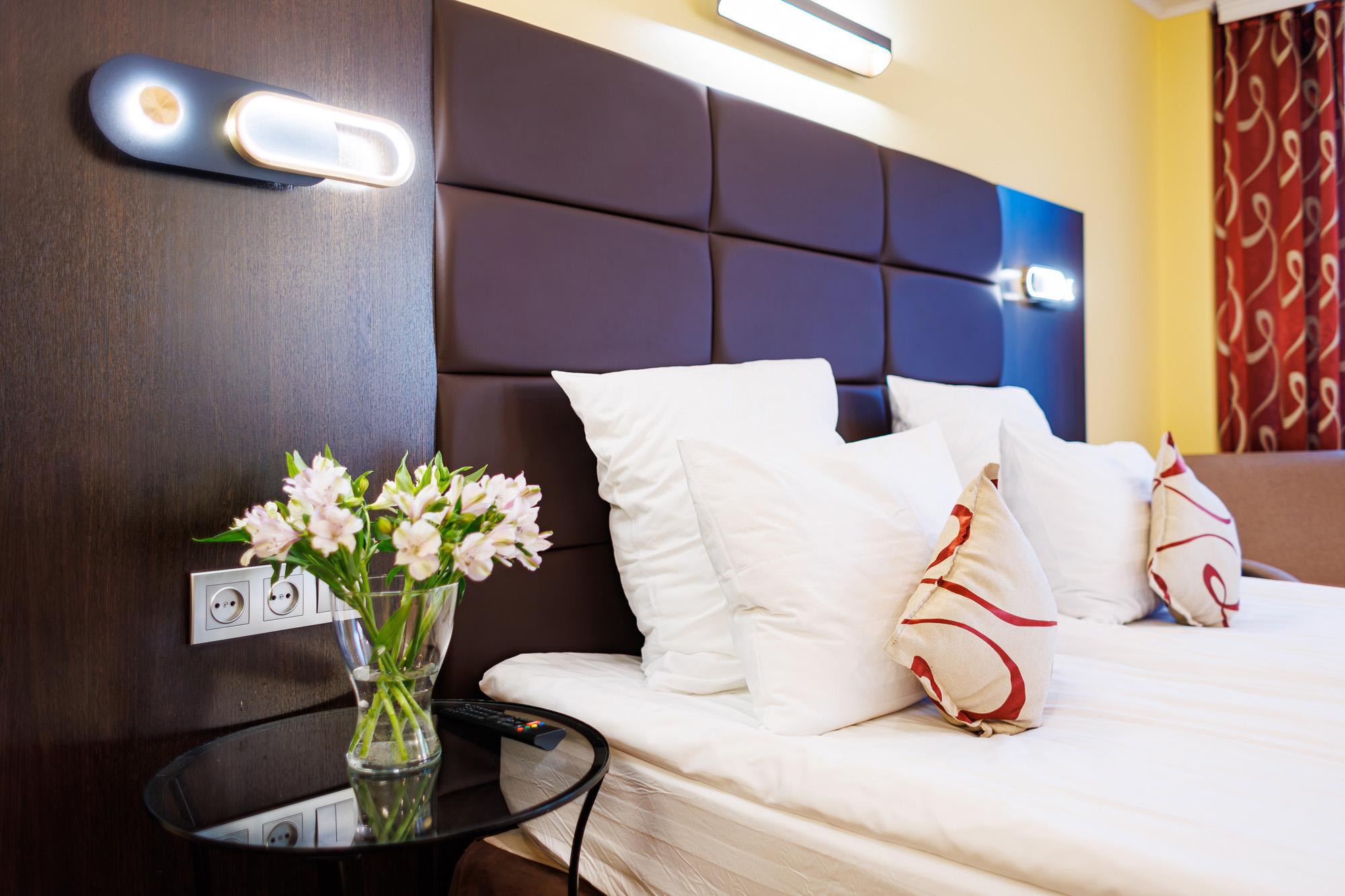 Фото Jenavi Club Hotel