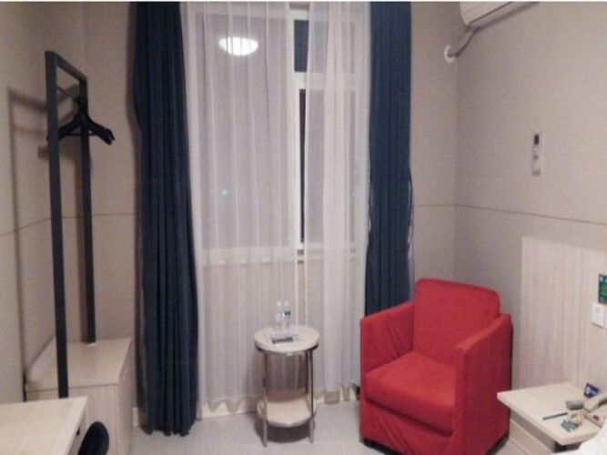 Фото Jinjiang Inn Ningbo Train Station