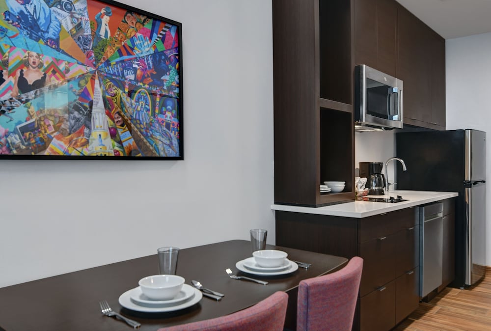 Фото TownePlace Suites by Marriott Cincinnati Downtown