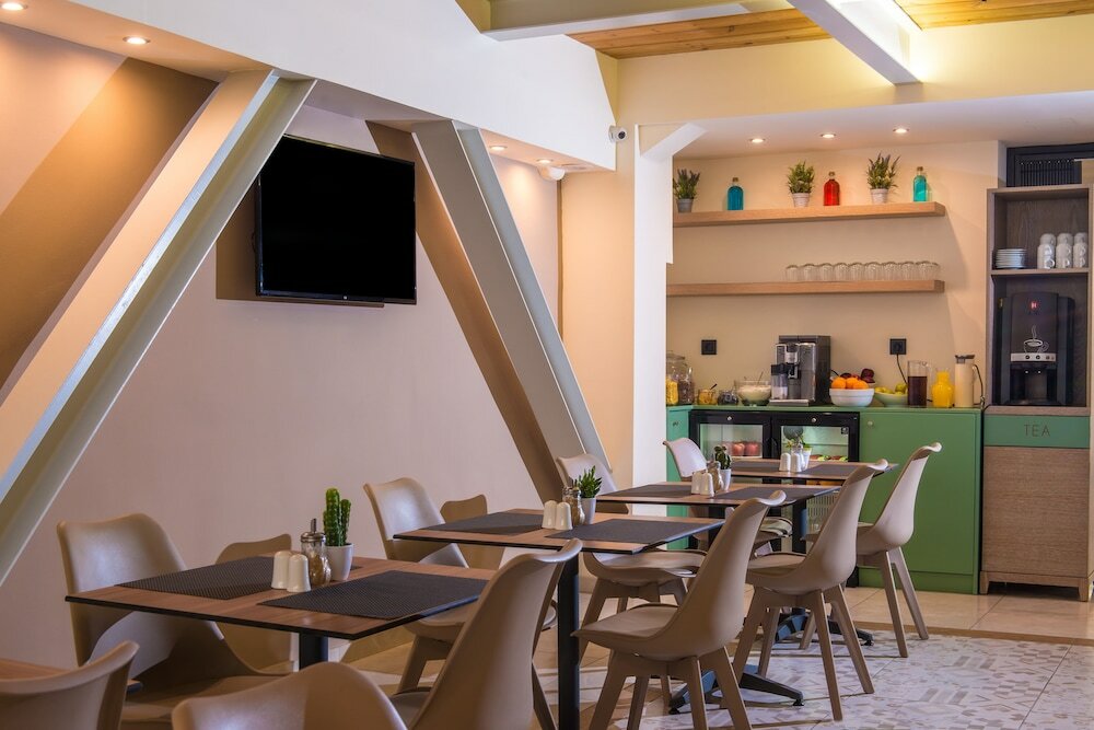 Фото Infinity City Boutique Hotel