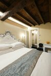 B&b Kingsman (Florence, Via della Scala, 48), hotel