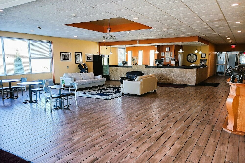 Фото USA Inn Junction City Near Fort Riley