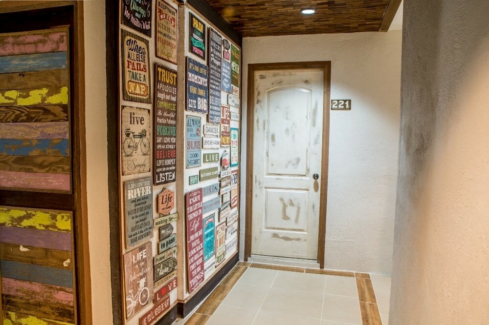 Фото Hotel Avenija