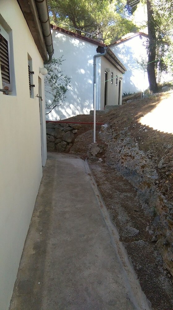 Фото Tourist Resort Milna Vis