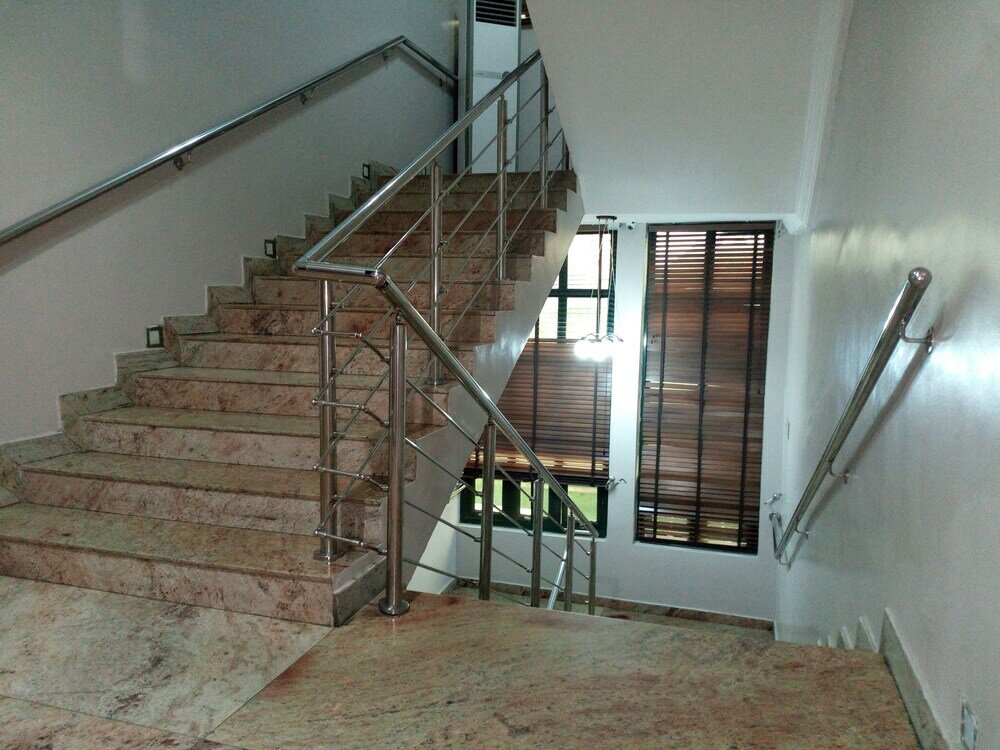 Фото Dionzec Hotel & Suites