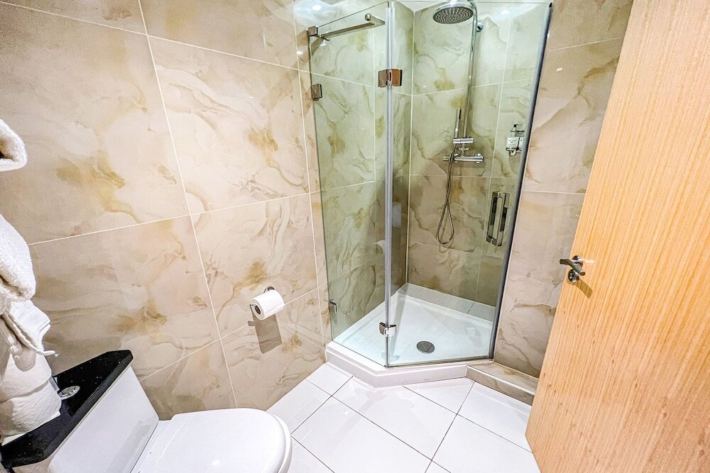 Фото Royal Athenaeum Suites