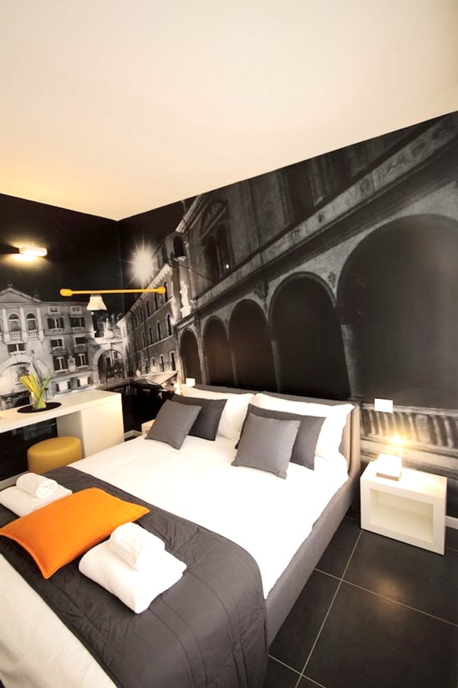 Фото DiMoras House