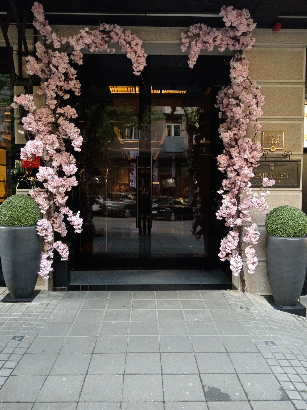 Фото Saint Ten Hotel