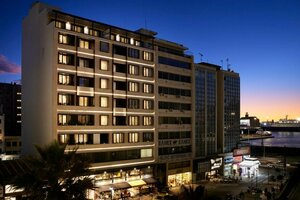 Гостиница The Port Square Hotel в Пирее