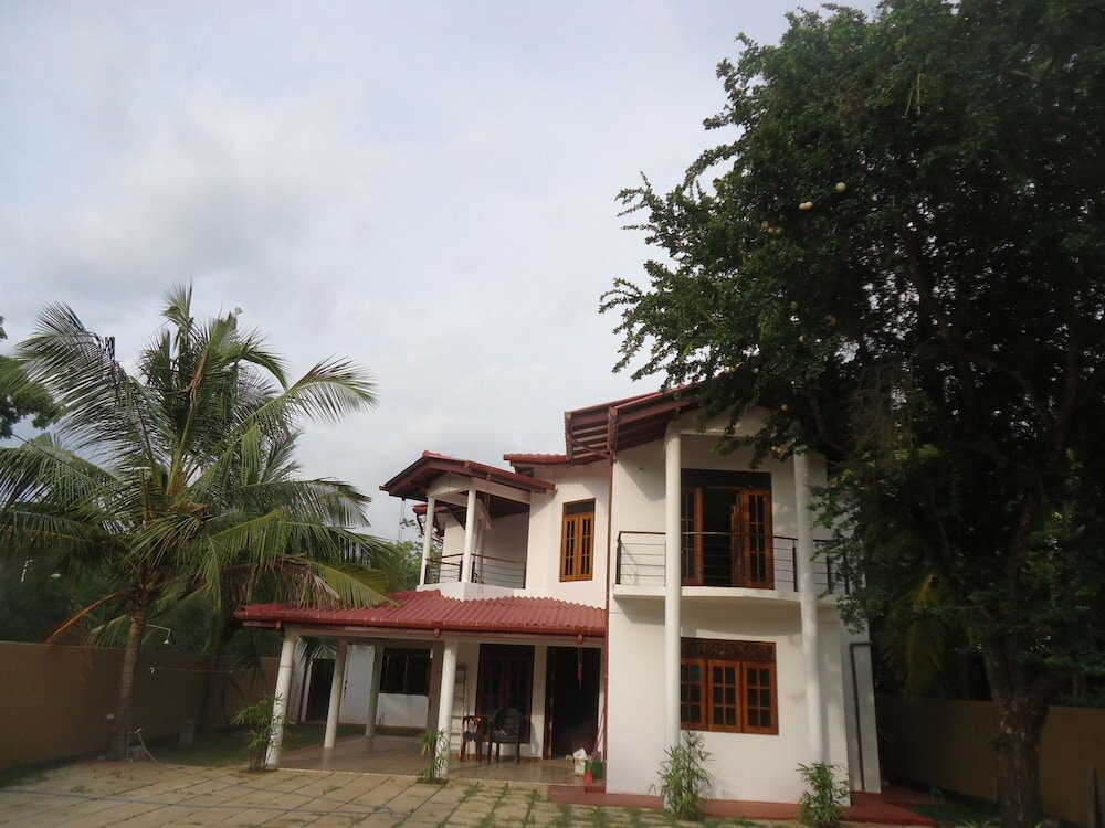 Фото Flower Seven Hotel