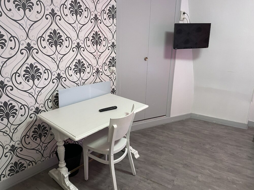 Фото Hotel Au Chapon Fin