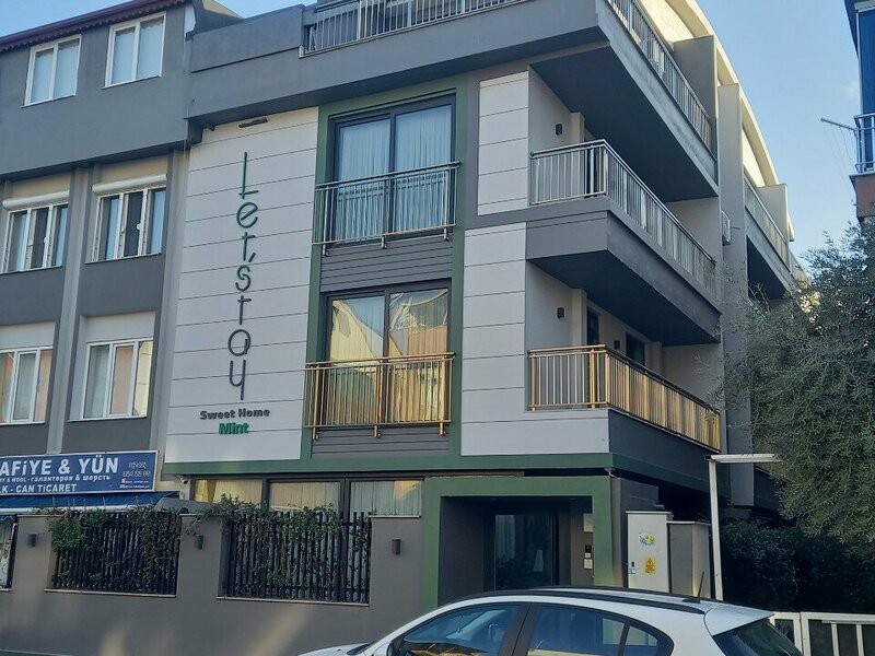 Гостиница Letstay Sweet Home Mint в Муратпаше