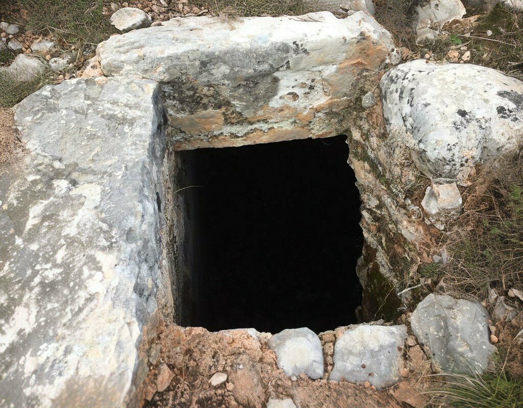 Landmark, attraction Gozlu Well, Seydikemer, photo