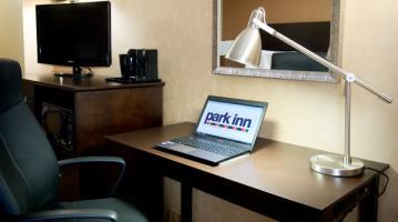 Фото Park Inn by Radisson Toronto - Markham
