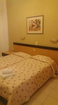 Фото Wilde Rose Hotel