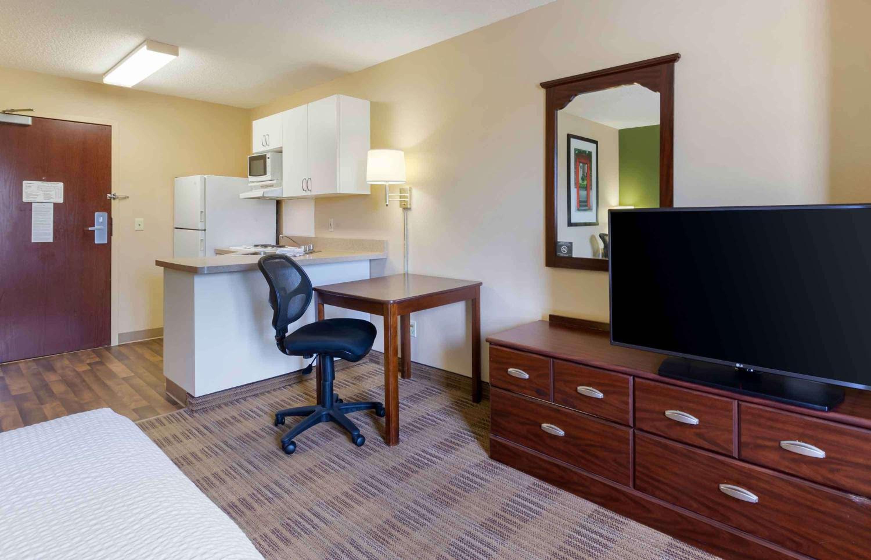 Фото Extended Stay America Suites Des Moines Urbandale