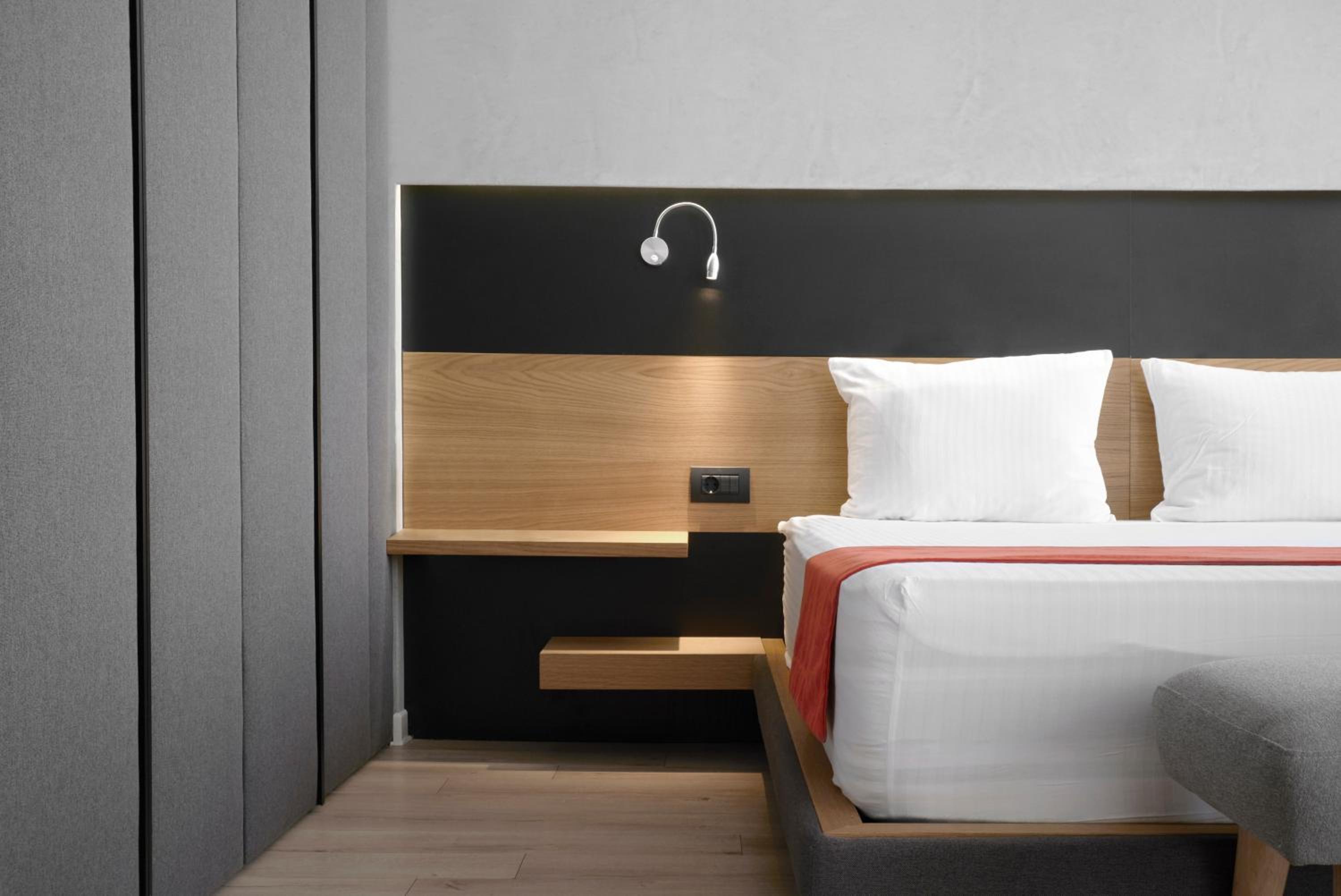 Фото Adella Boutique Hotel