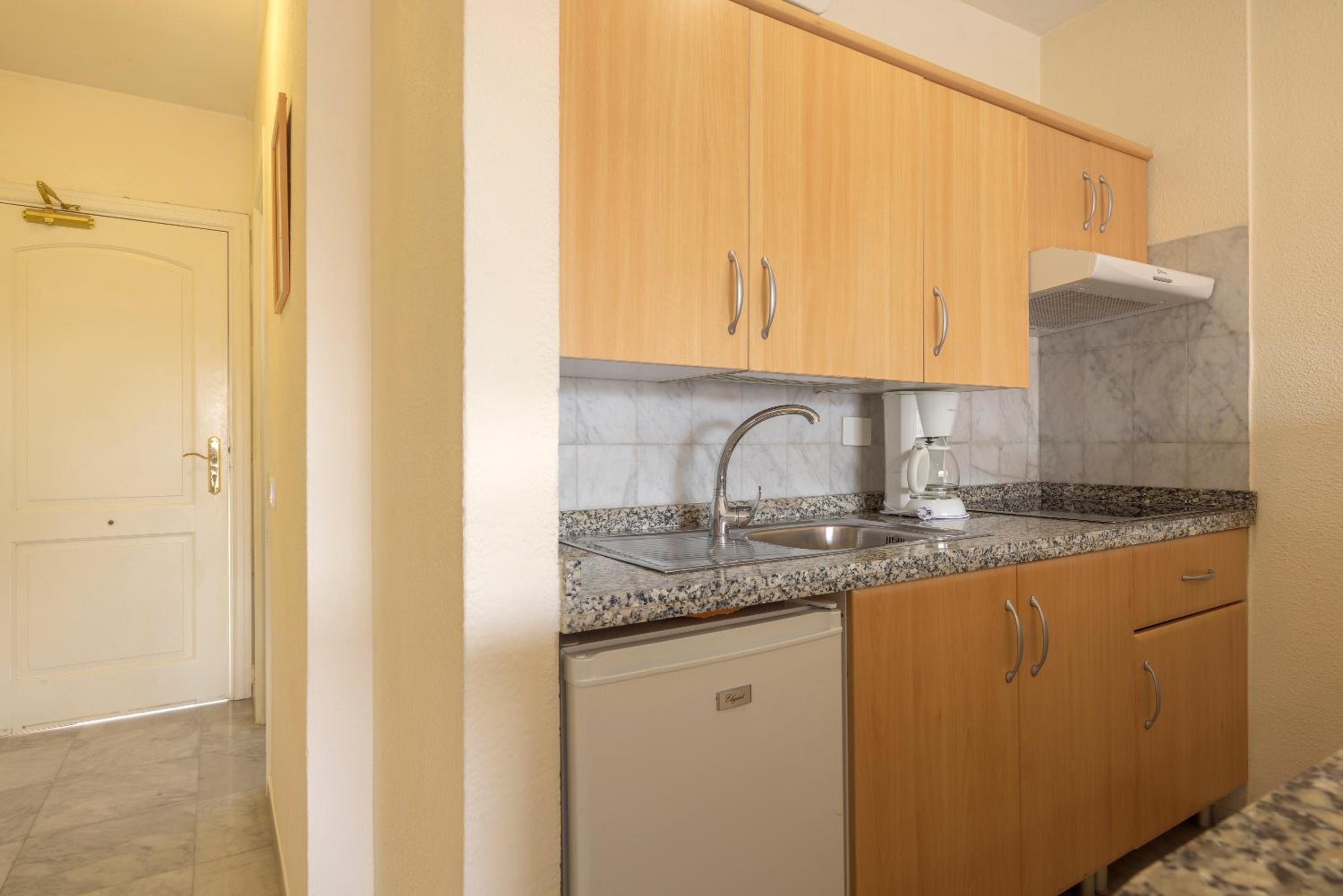 Фото Marola Portosin Apartments 