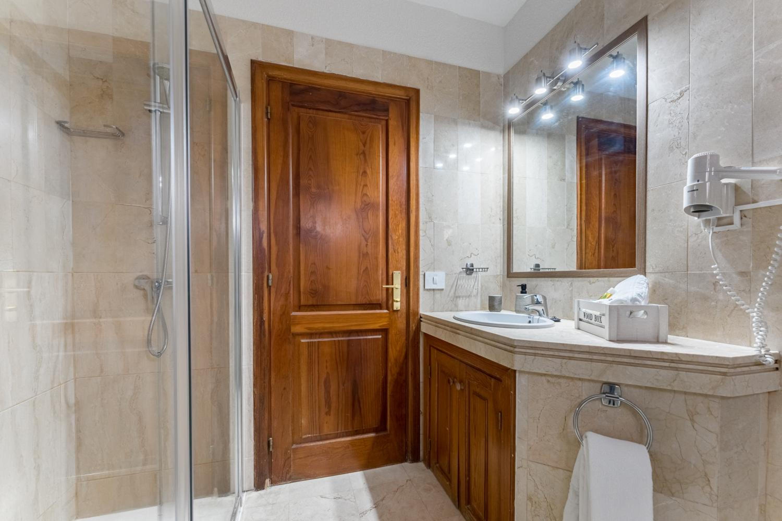 Фото Klayman Olivina Aparthotel