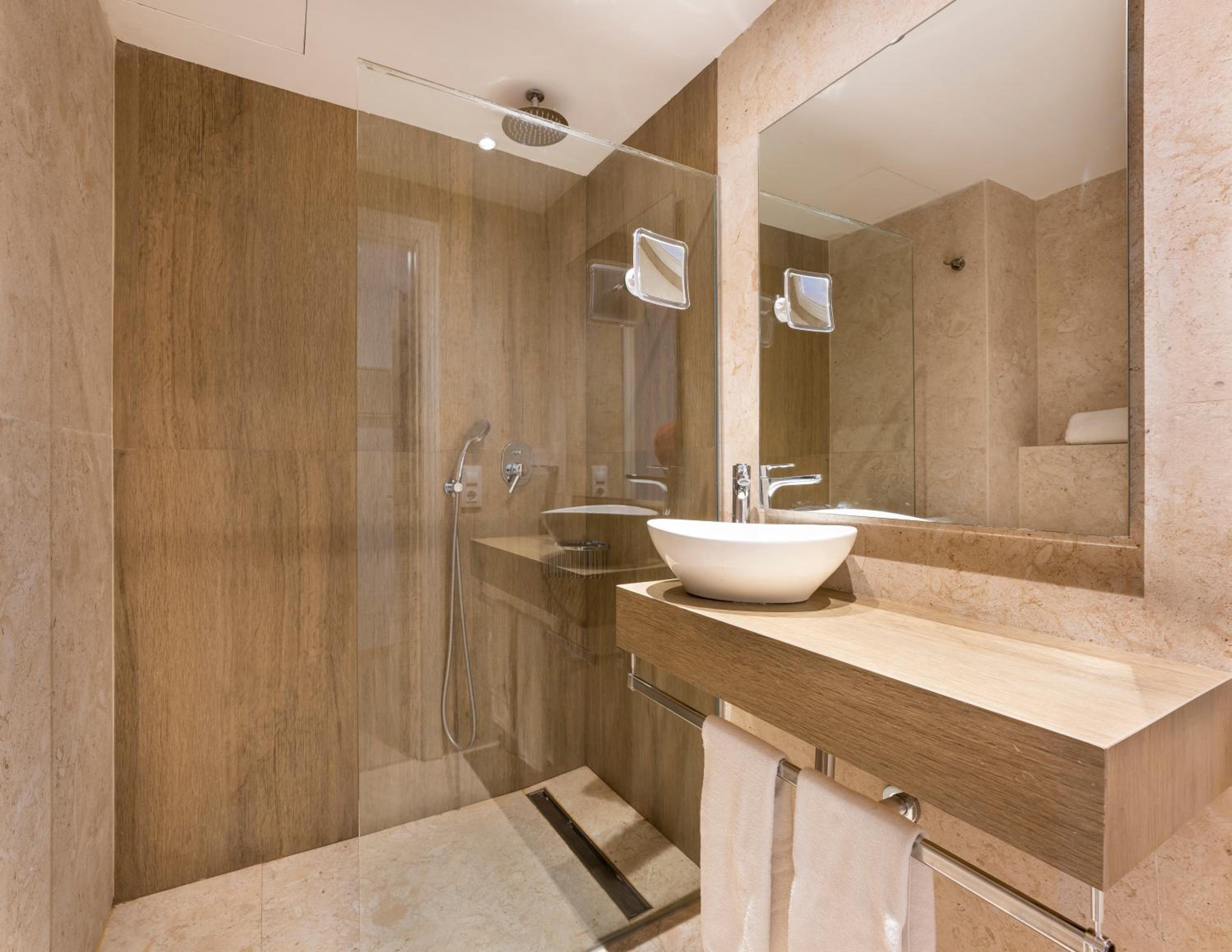 Фото Apartamentos Sinfony