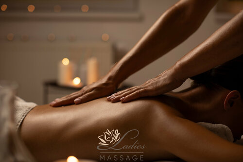 Қыздың көзін байлап, сиқырлаған