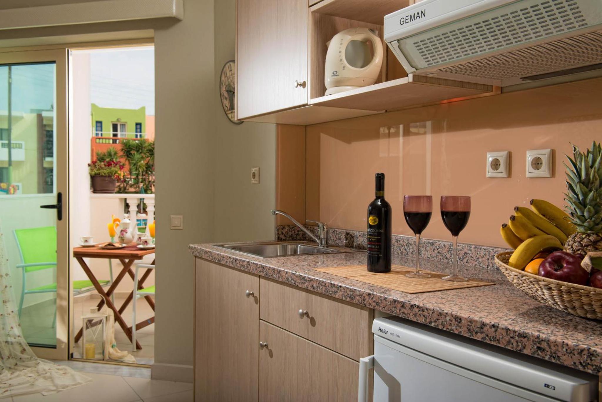 Фото Sarpidon Apartments