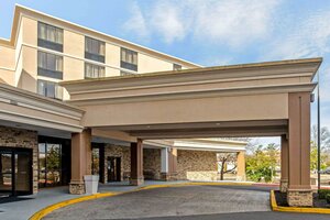 Гостиница La Quinta Inn & Suites by Wyndham Salisbury