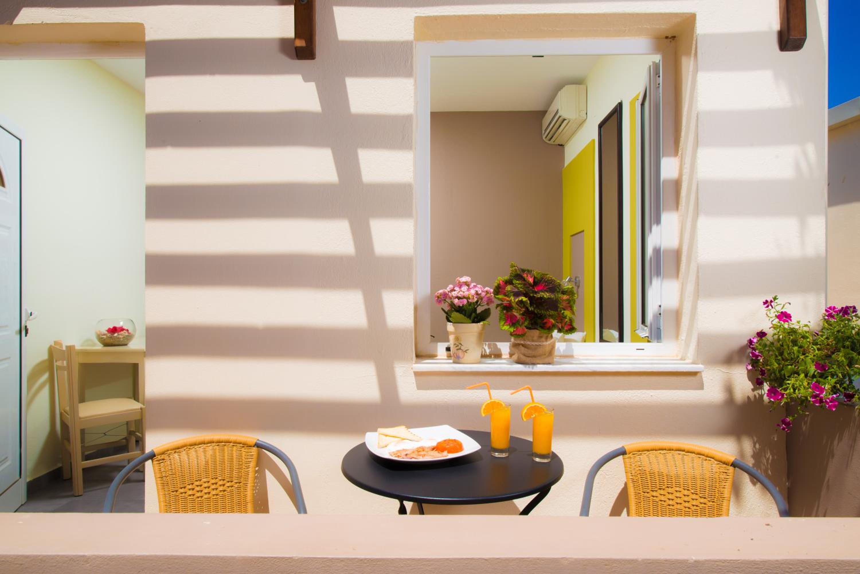 Фото Kastro Beach Apartments