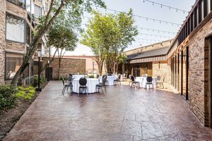 Гостиница DoubleTree by Hilton Hotel Memphis