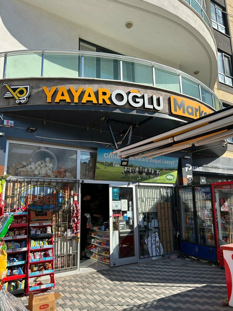 Grocery Yayaroglu Market, Konya, photo