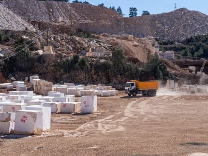 Natural resource extraction Bg Stone Mining, Antalya, photo