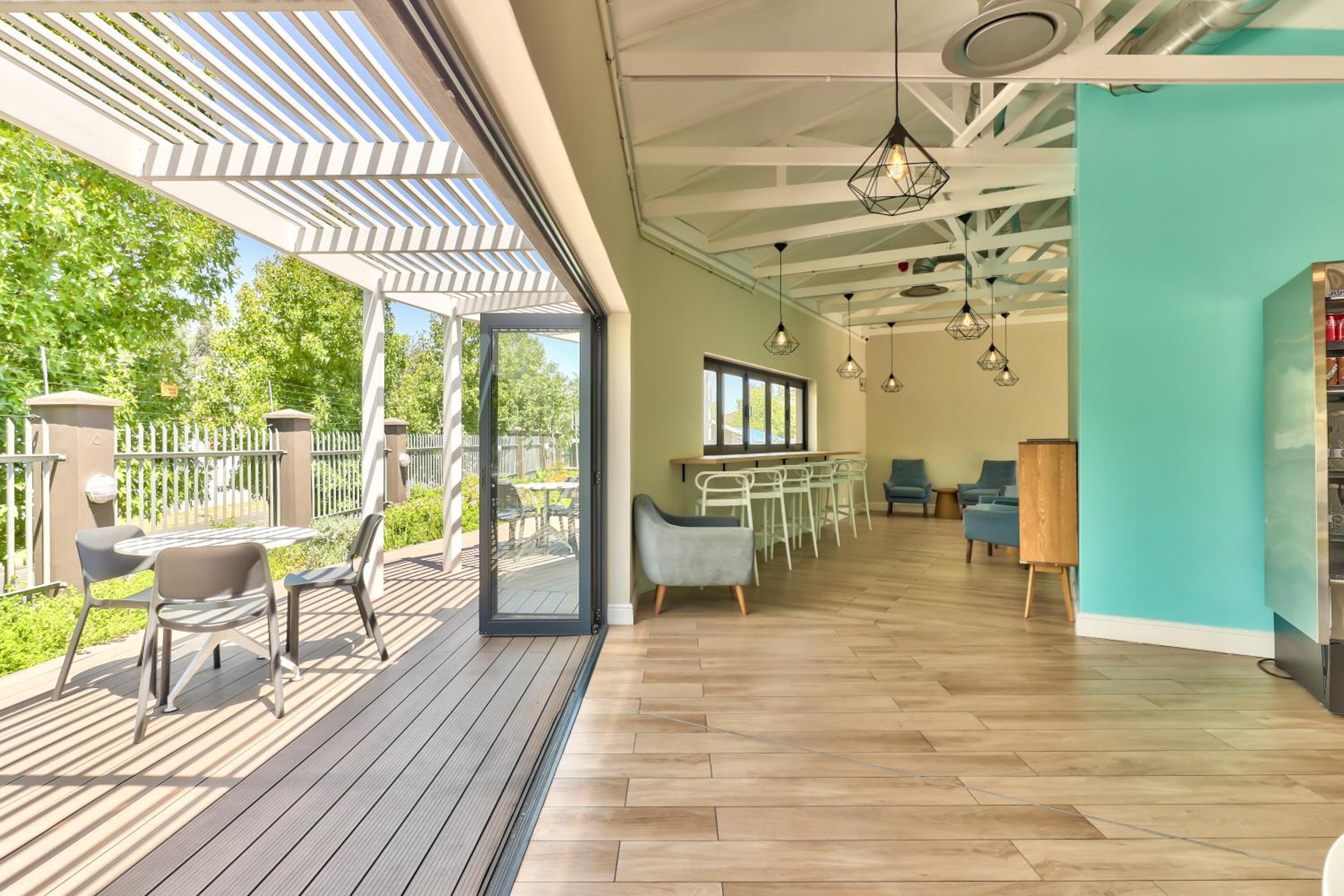 Фото WINK Aparthotel Quivertree