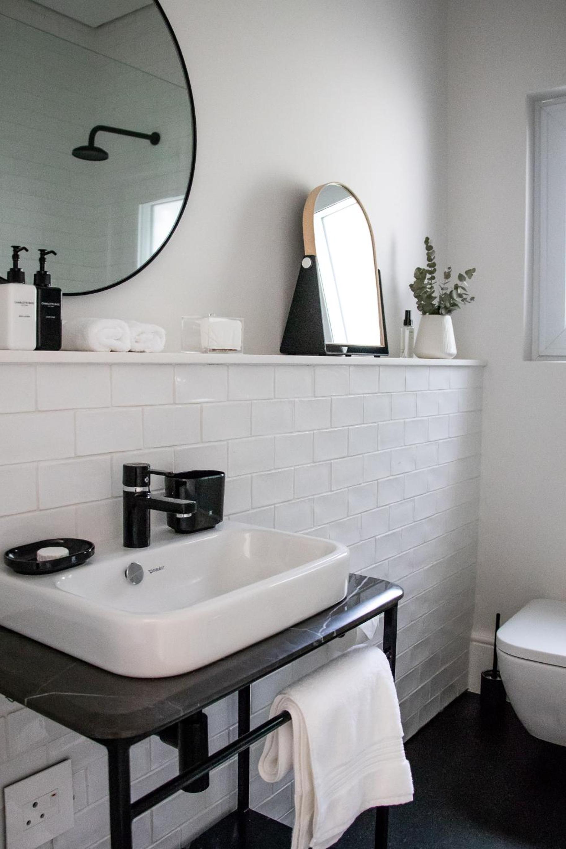 Фото Heritage House