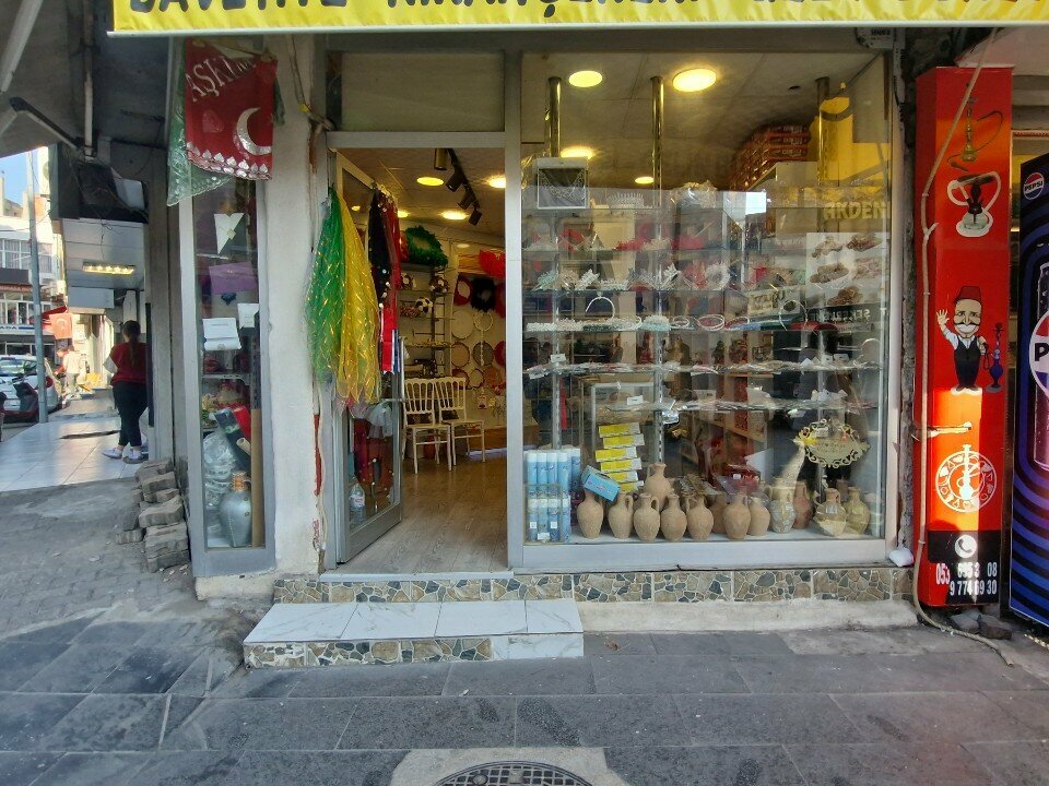 Dowry shop Kervan, Adana, photo