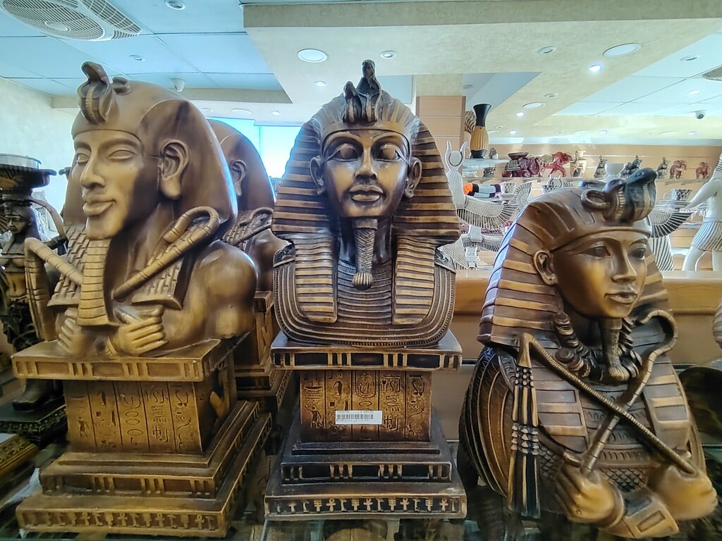 مركز تسوق كليوباترا بازار ، الغردقة، صورة