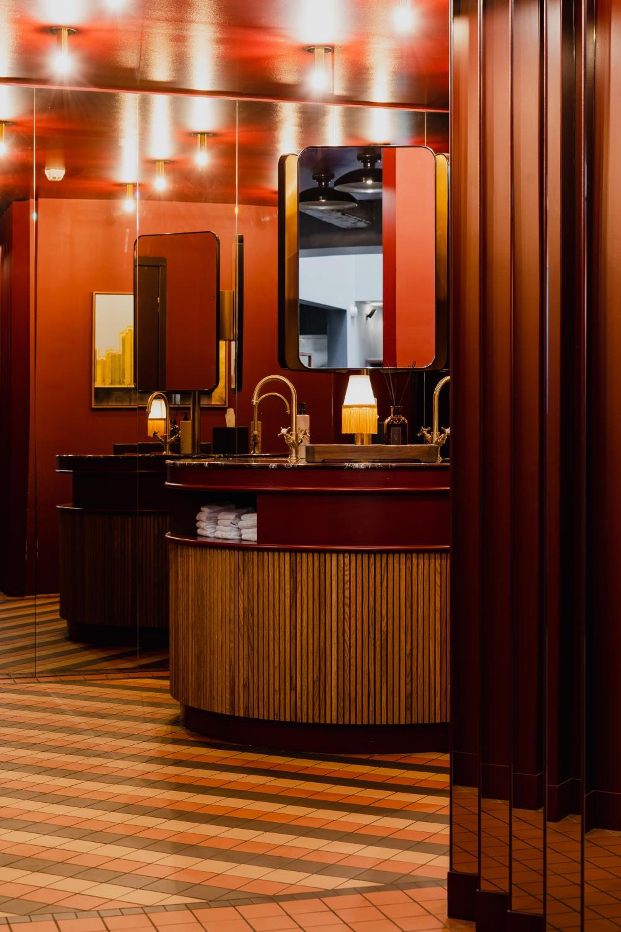 Фото Hotel Mai Amsterdam