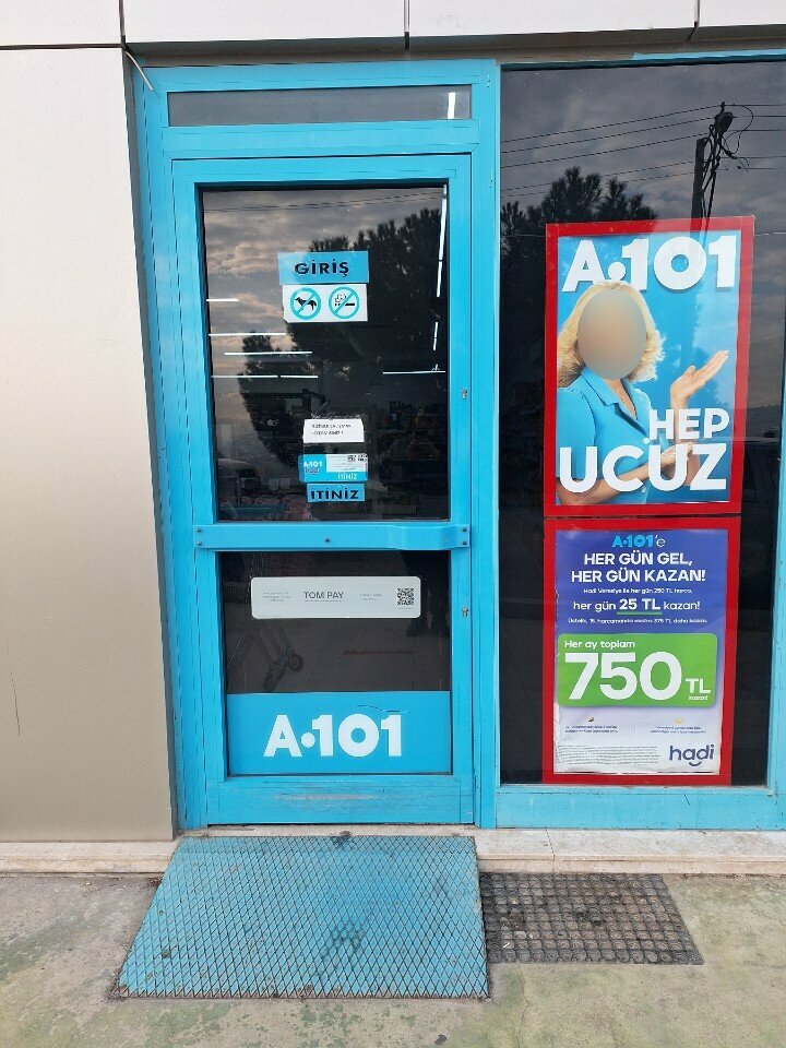Supermarket A 101, Izmir, photo