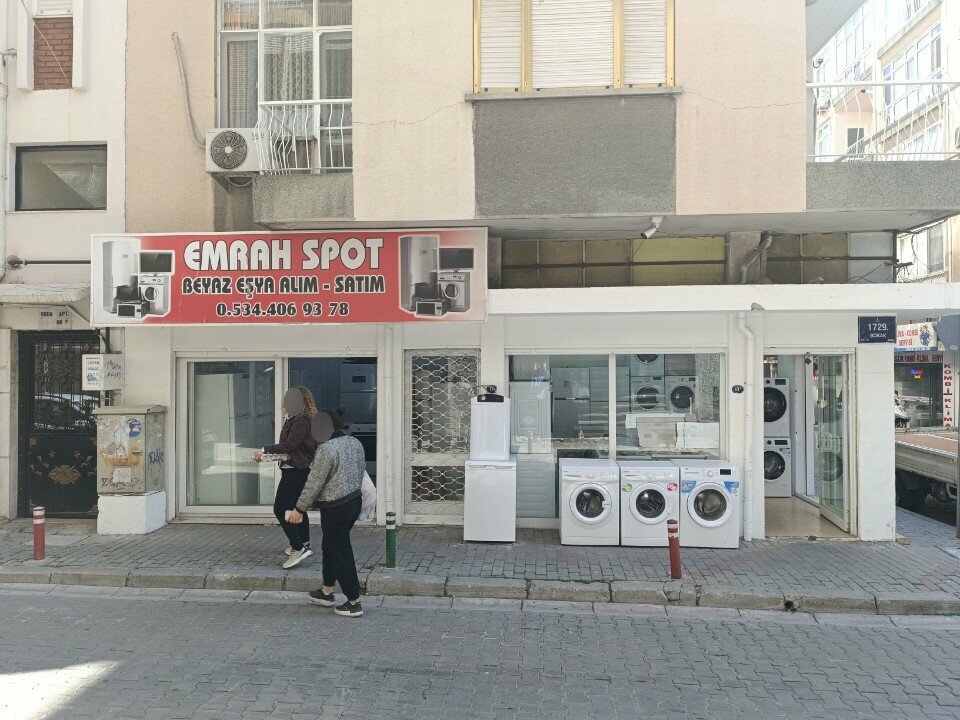 Second-hand shop Emrah Spot, Izmir, photo