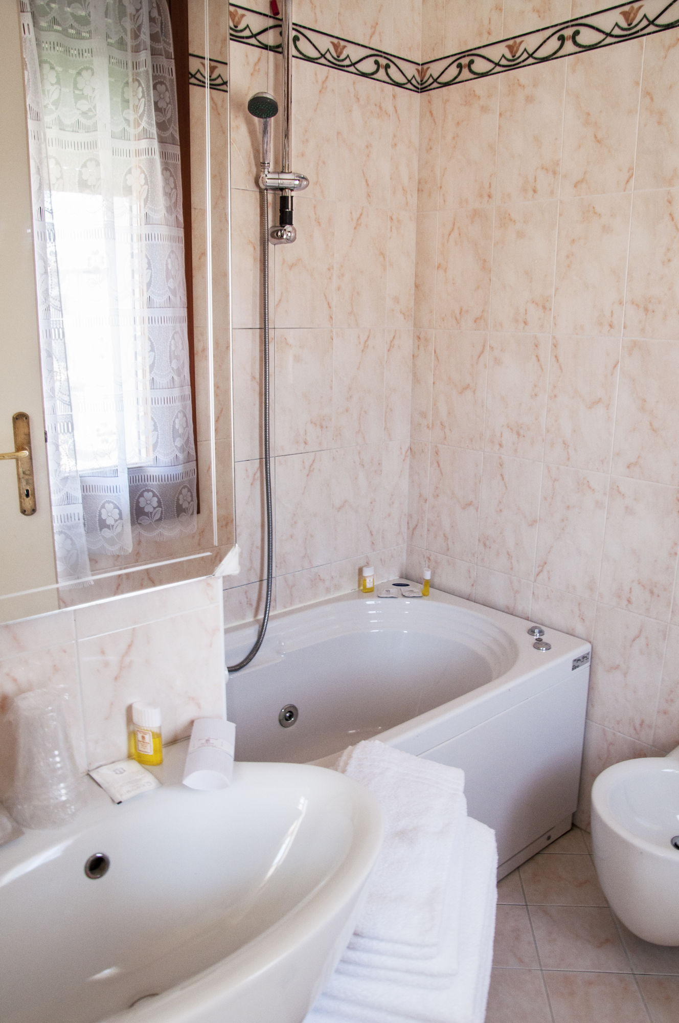 Фото Hotel Villa Serena